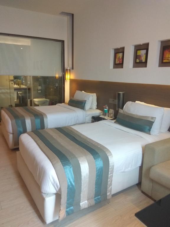 Ramada By Wyndham Navi Mumbai Hotell Eksteriør bilde